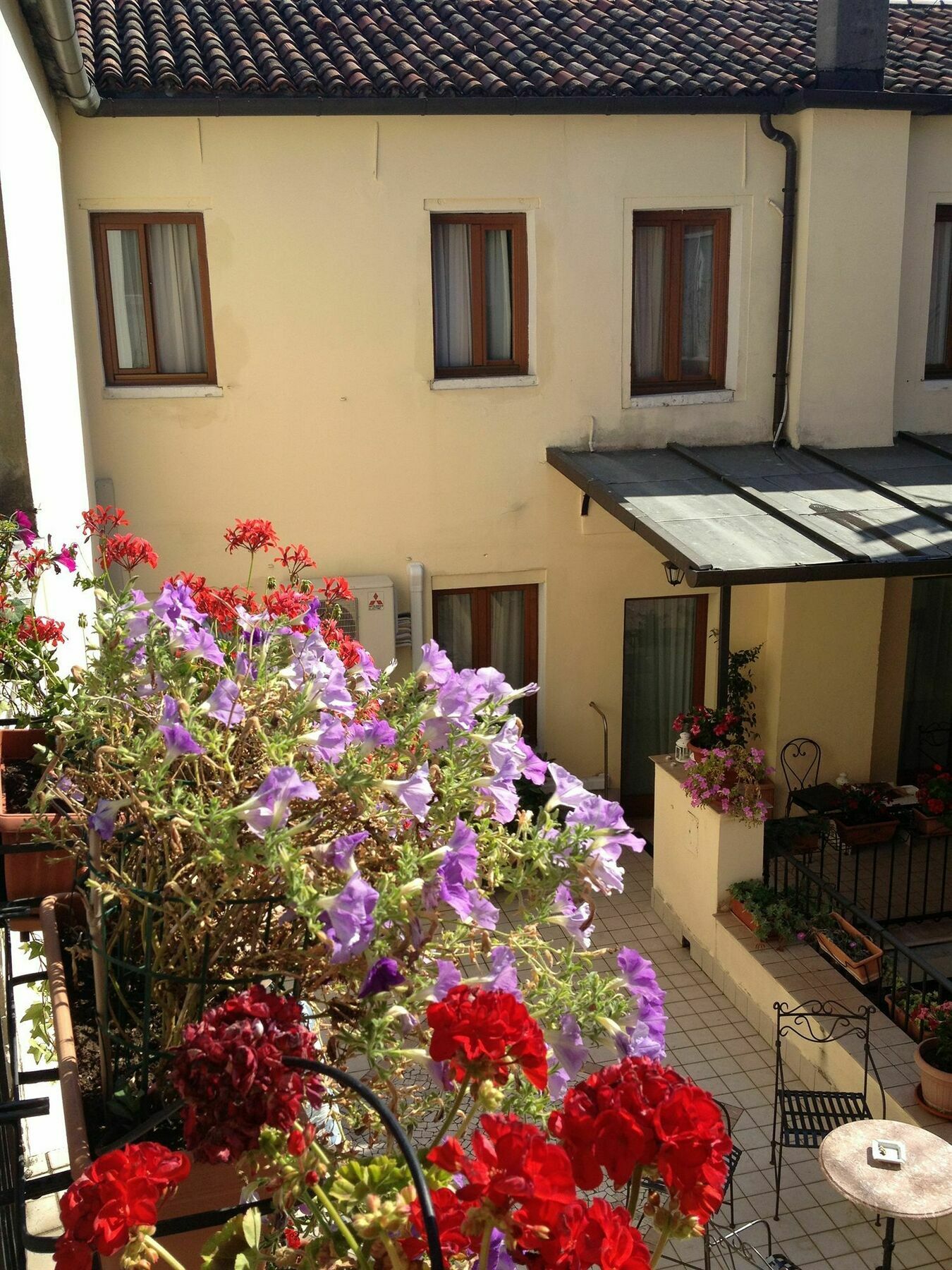 Guest house Herion